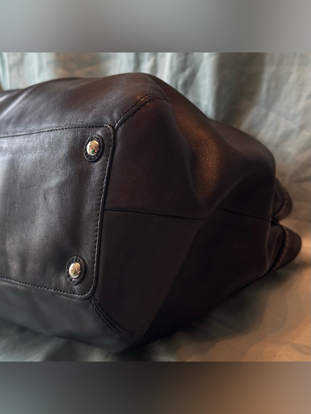 Coach Soho Pleated Large Tote with Contrast Stitching F13733 - Picture 6 of 14